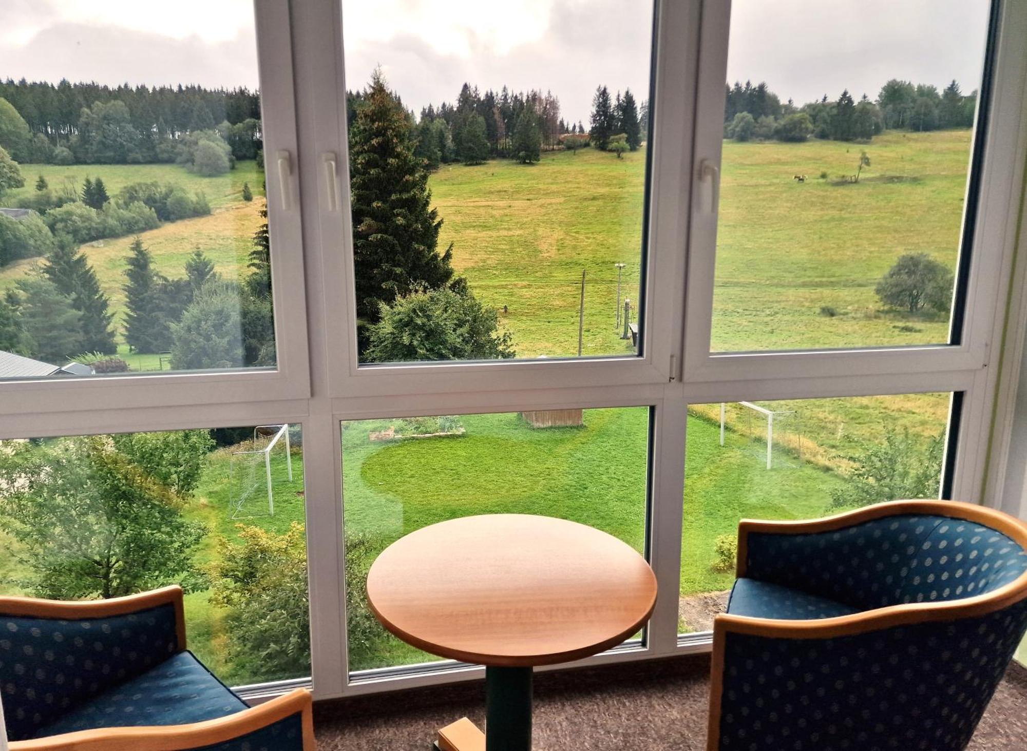 Marschalls Hotel Am Rennsteig Нойхаус ам Ренвег Екстериор снимка