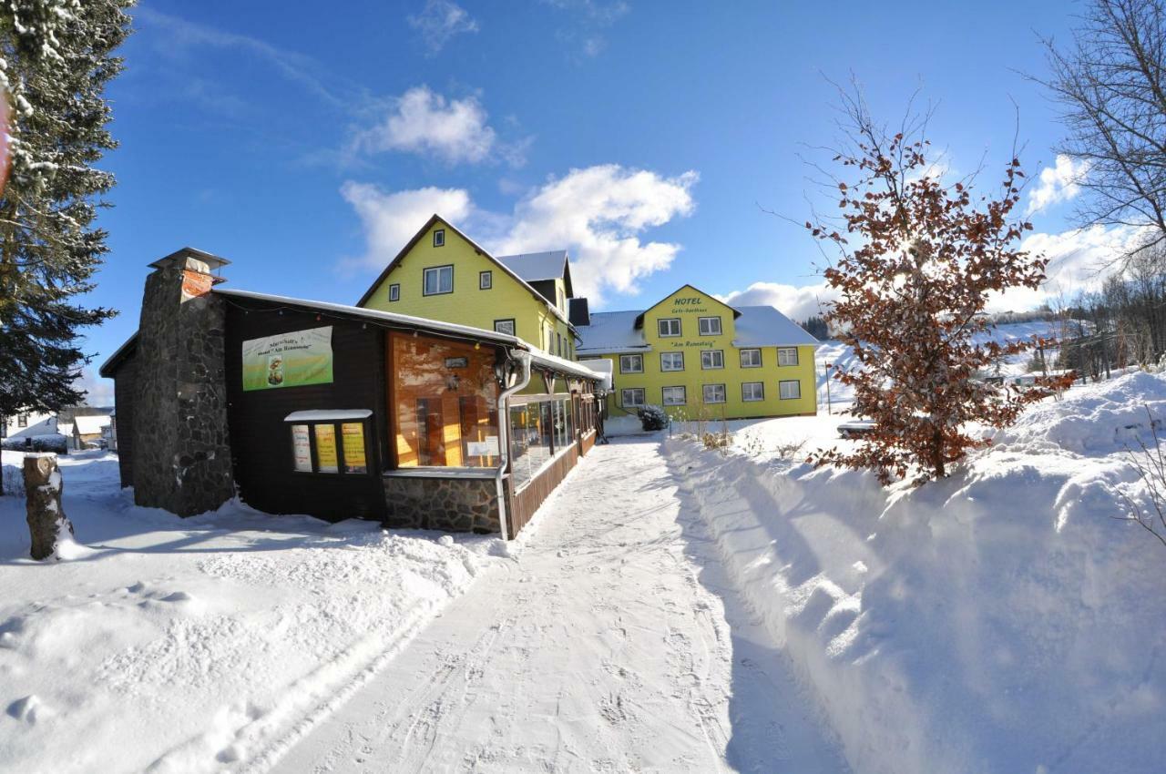 Marschalls Hotel Am Rennsteig Нойхаус ам Ренвег Екстериор снимка